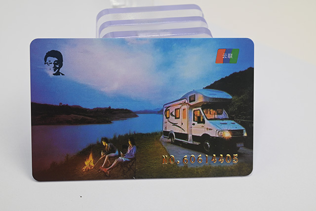 门禁IC卡与门禁ID卡有什么区别，，，，，，，，哪种清静性较量高？？？？？？？