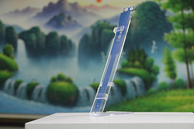 新质料奶瓶是什么？？？？？