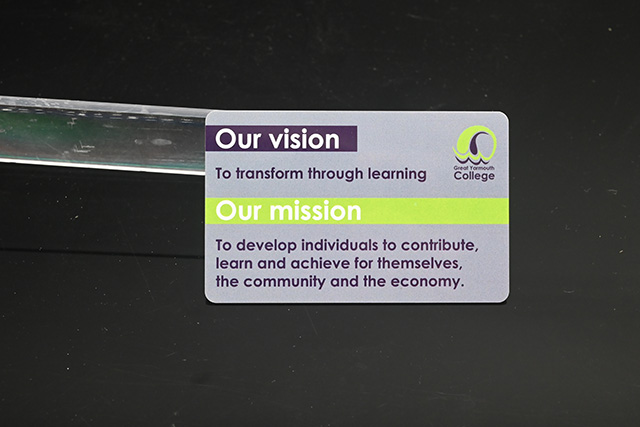 什么是抗金属标签，，，抗金属标签的基天性能参数