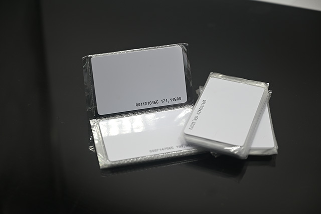 充电卡PVC质料压制要领以及特点-至尊国际充电卡制作