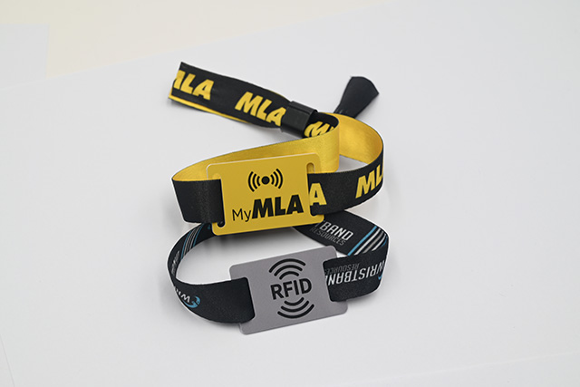 黑卡是什么？？？？四大行黑卡办理条件？？？？