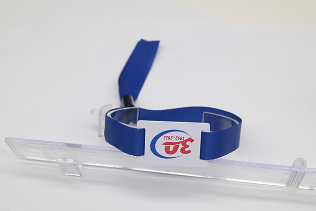 校园卡的定位功效是怎么实现的？？？？？？？