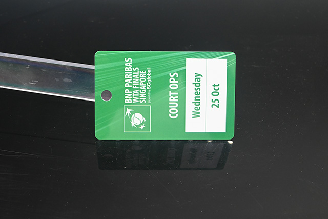 制作pvc卡时，，，，，，，，会员要注重凸码到侧面的距离